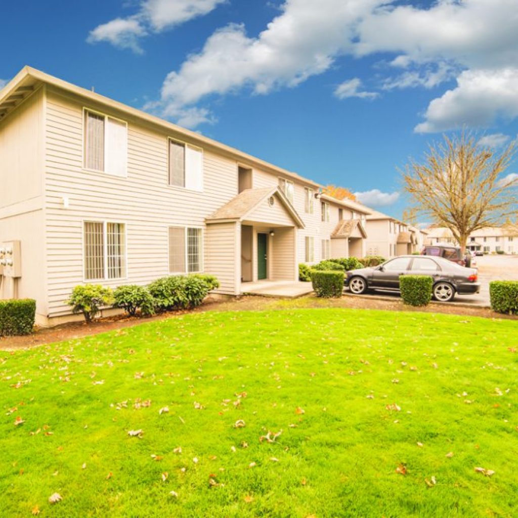 Meadowlark Apartments Forest Grove, OR Norris & Stevens, Inc.