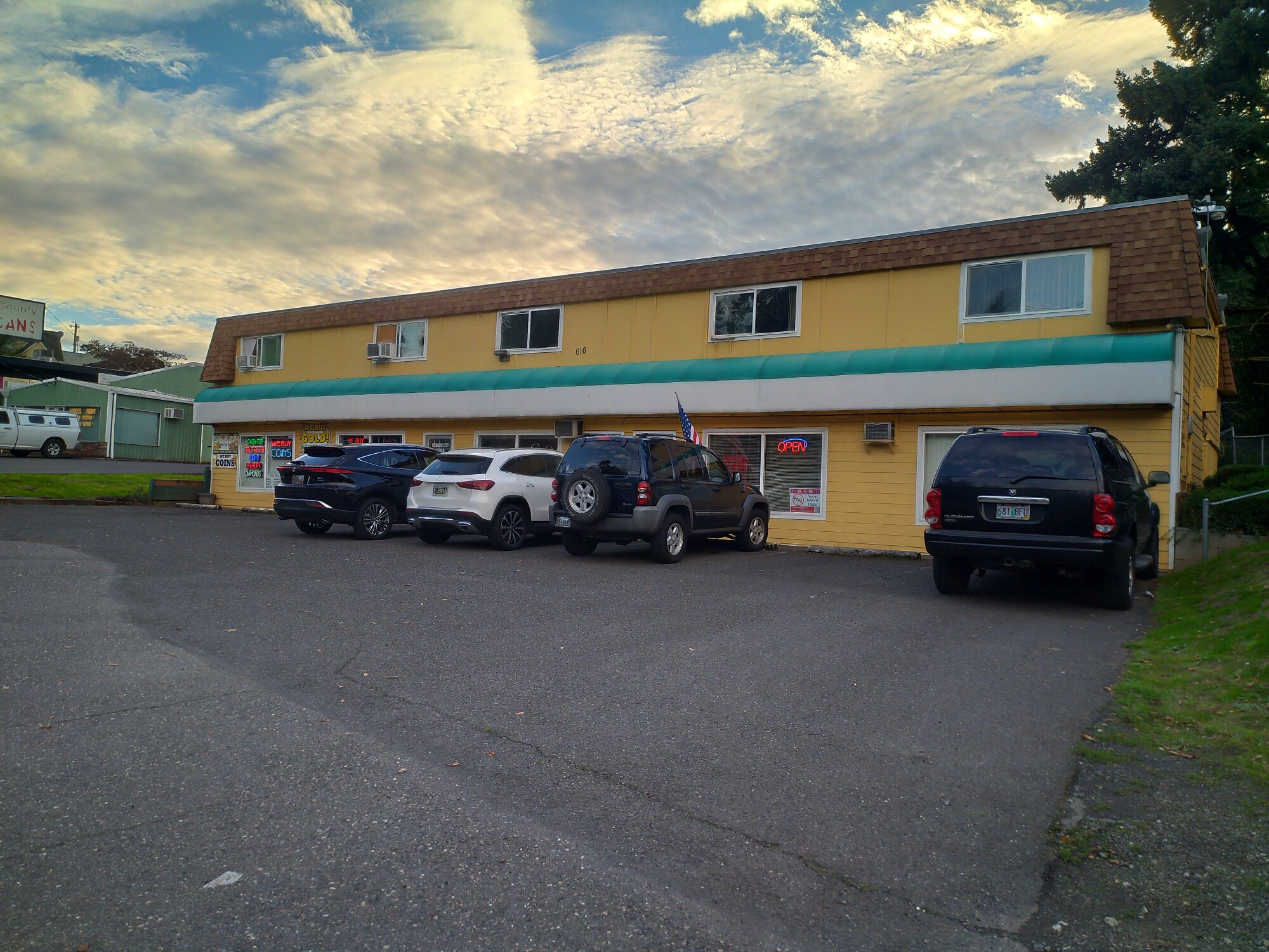 Pleasant Hill Apartments Oregon City, OR Norris & Stevens, Inc.